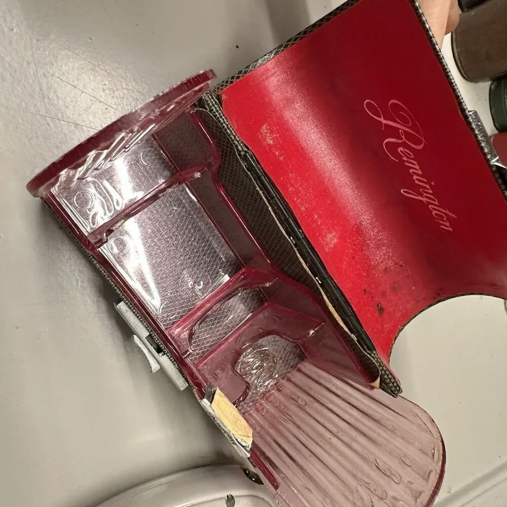 Vintage 1950's Remington Foursome Razor with Case